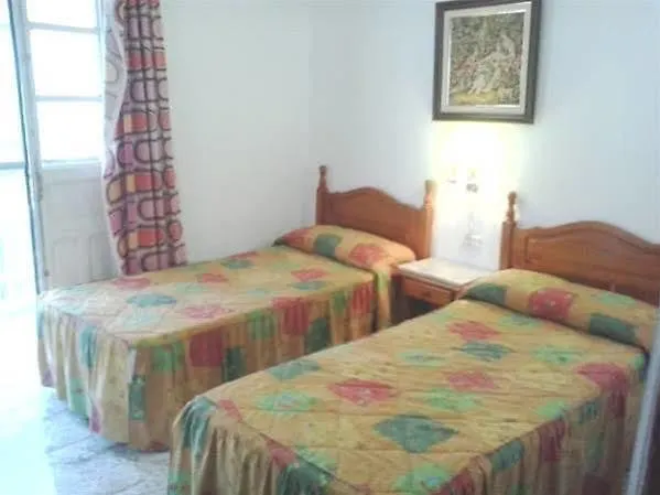 Pension Hesperides Hotell San Sebastián de la Gomera 2*,  Spanien